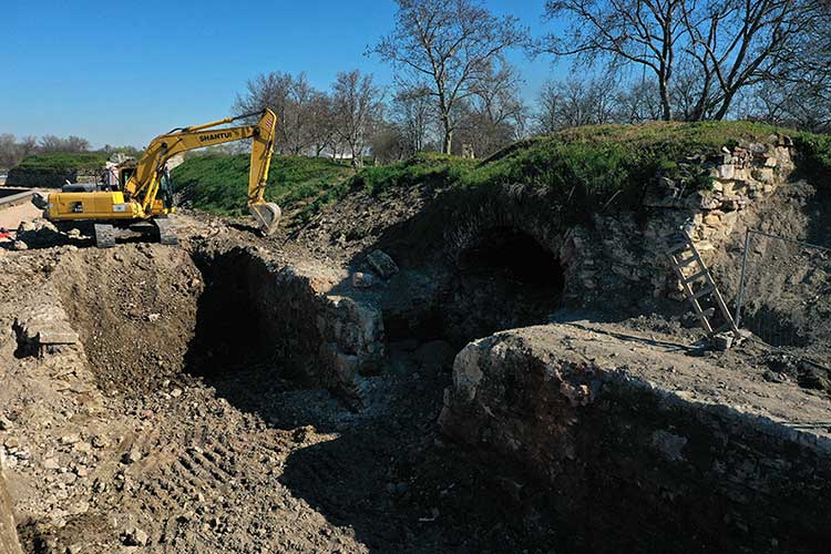 Arheološka istraživanja Vodene kapije 1 na priobalnom bedemu Beogradske tvrđave